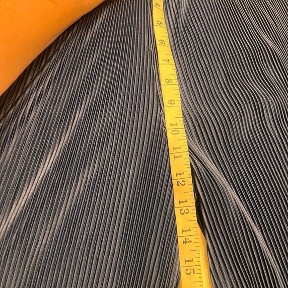 Joie Blue Pleated Wide Leg Pants, size large, EUC - Picture 7 of 8